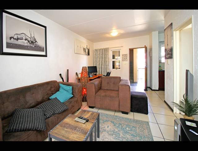 1 BEDROOM APARTMENT FOR SALE IN FERNDALE